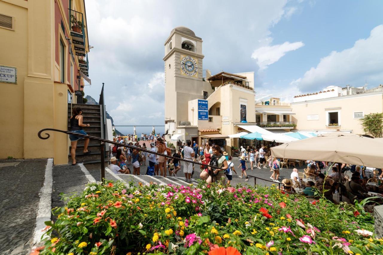 Qasar Luxury Suite - In Capri'S Piazzetta エクステリア 写真
