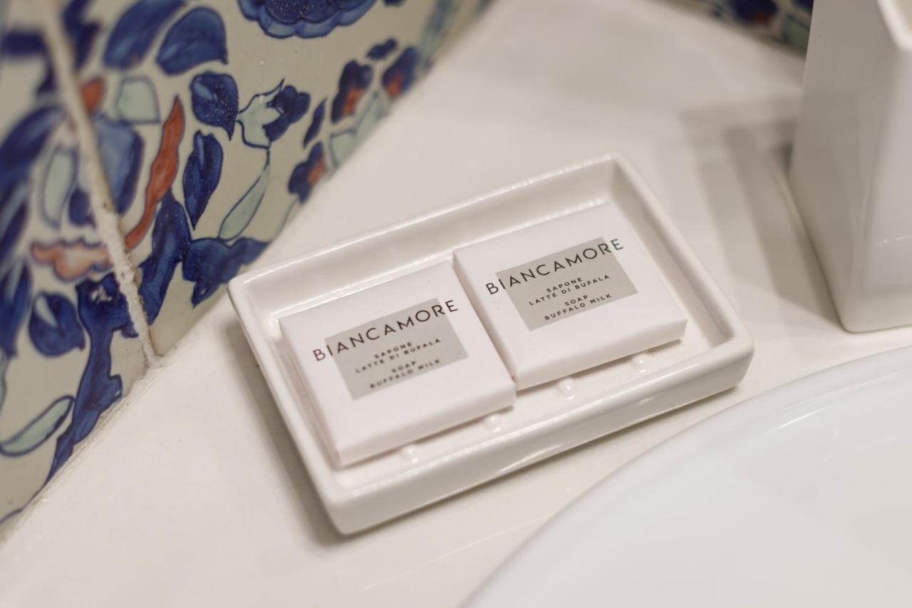 Qasar Luxury Suite - In Capri'S Piazzetta エクステリア 写真